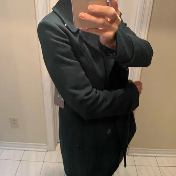 NWT green jacket from Forever 21 double breasted with pockets and inside button - Picture 3 of 6